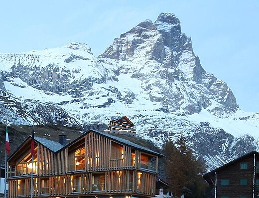 Chalet Lissena in Breuil-Cervinia, Italy
